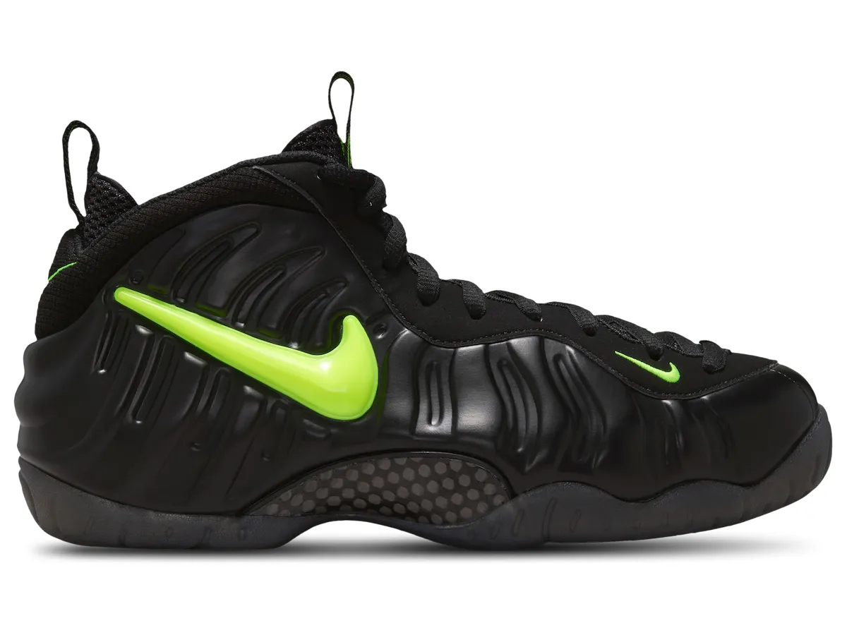 Nike Air Foamposite Pro "Voltage"