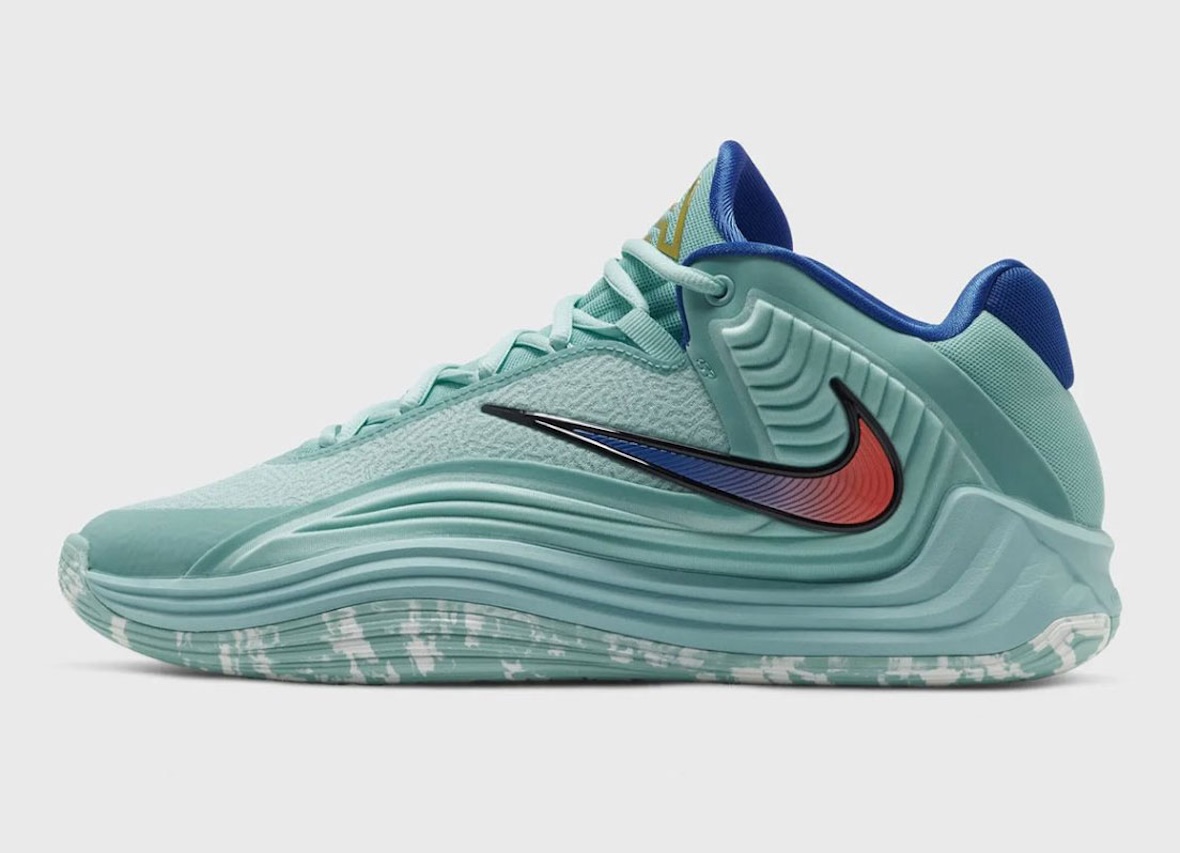 Nike Giannis Freak 7 'Light Aqua'